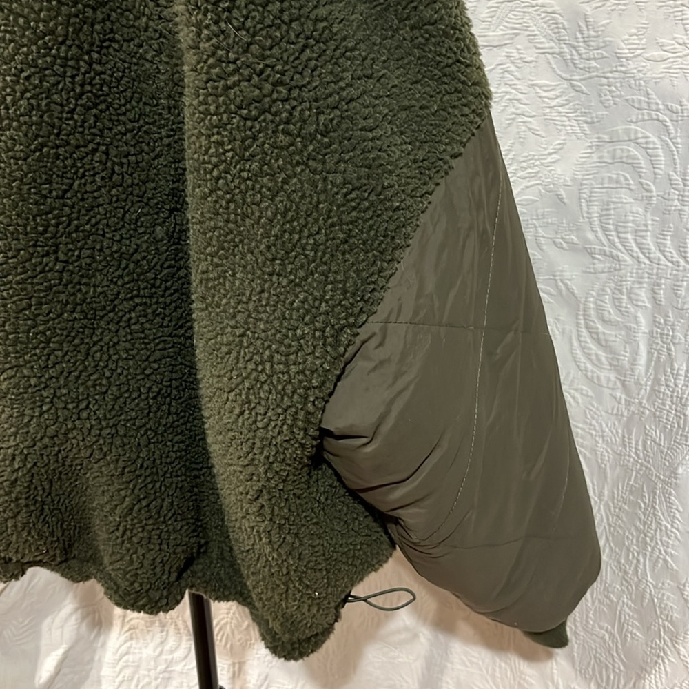 American Eagle reversible coat, size medium‎ - Picture 12 of 15